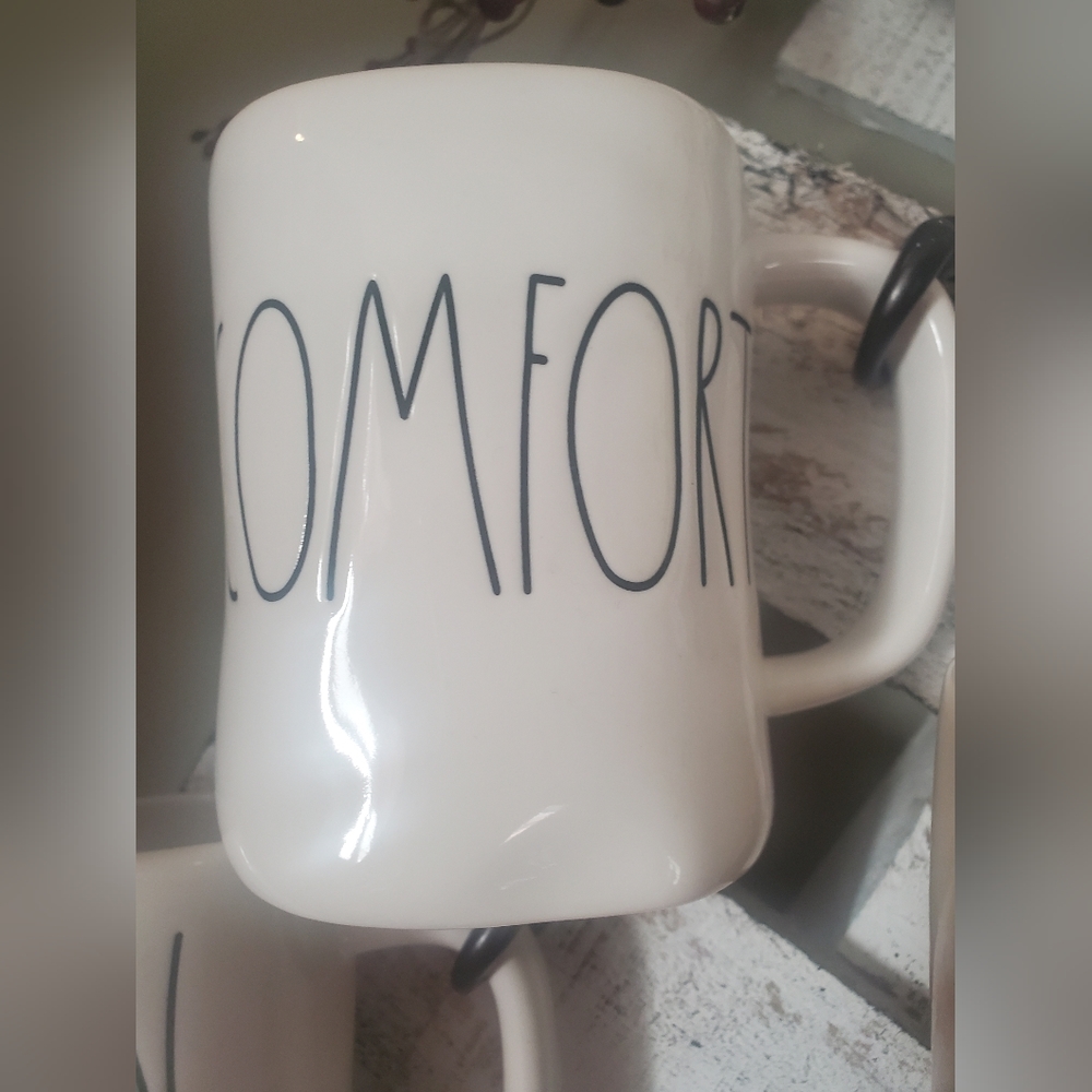 Rae Dunn Comfort Mug